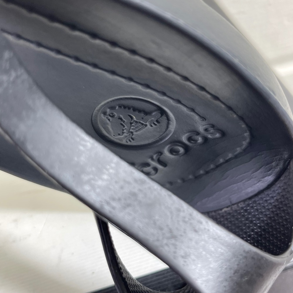 CROCS Black Women's Slingback Flip Sandals - Picture 8 of 12